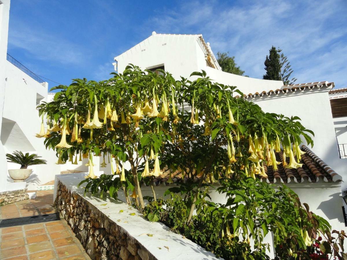 Апартаменти Capistrano Playa Relax & Enjoy Нерха Екстер'єр фото