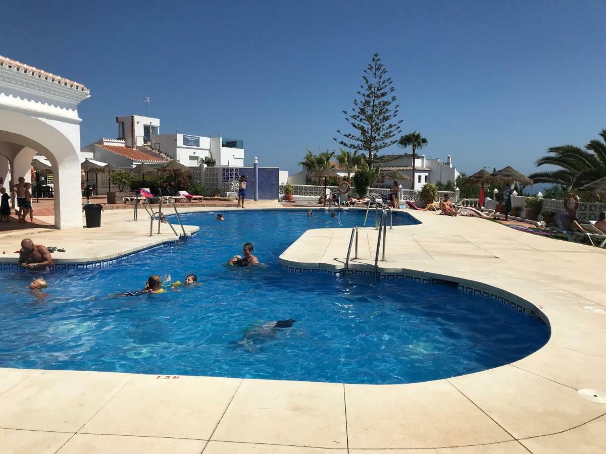 Апартаменти Capistrano Playa Relax & Enjoy Нерха Екстер'єр фото